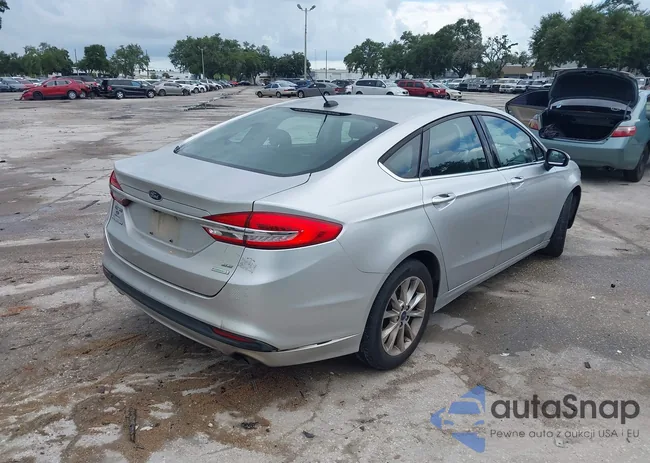 3FA6P0HD9HR250156: 43023617