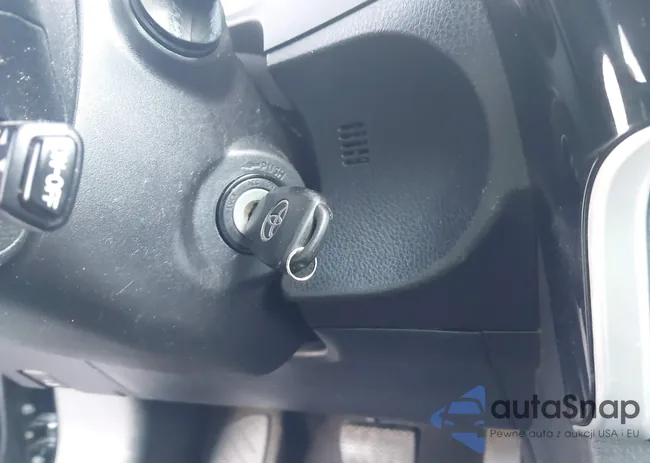 2T1BURHE7HC861730: 43023772