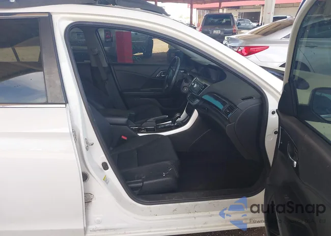 1HGCR2F55FA248833: 43023818