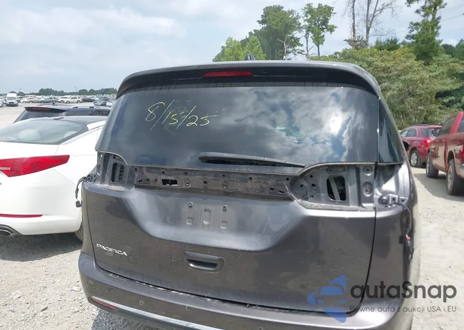 2C4RC1BG2PR571438: 43022963