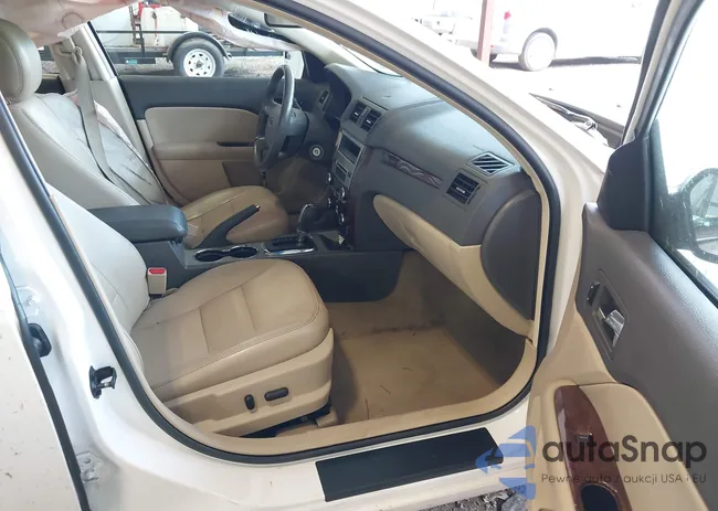 3FAHP0JG6CR417093: 43022972