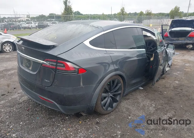 5YJXCBE24GF020517: 43022990