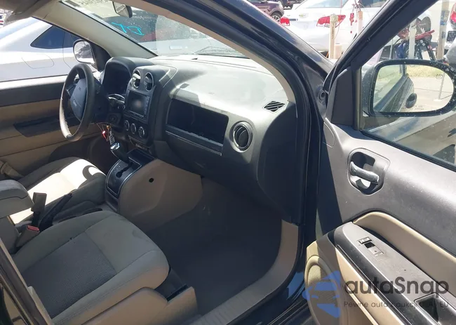 1J4NF1FB8AD656938: 43023045