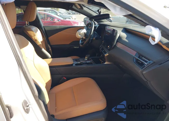 2T2BAMBA7PC011320: 43024303