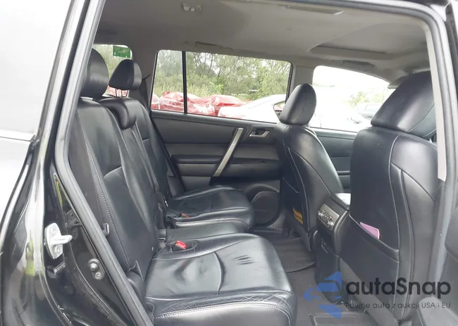 5TDBK3EH5CS146771: 43024316