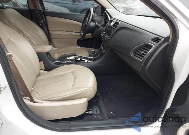 1C3CCBCG0DN528174: 43024350