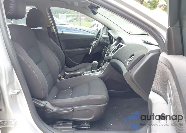 1G1PC5SB8D7145309: 43024380