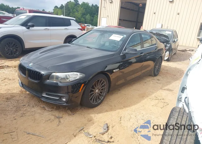 WBA5A5C58FD517553: 43024808