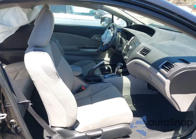 2HGFG3B56DH526443: 43023981