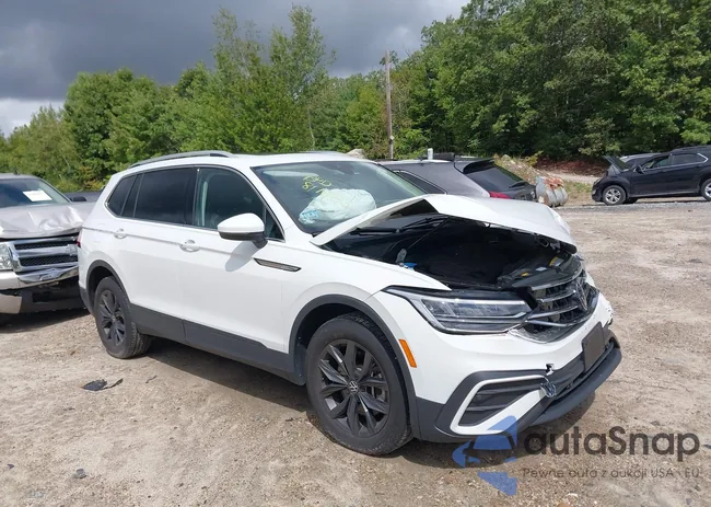 3VVMB7AX3RM055215: 43024036