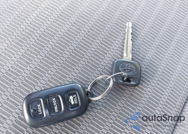 4T1BE30K65U534824: 43024095