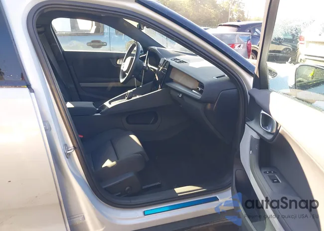 YSMFD3KA8RL225935: 43025535