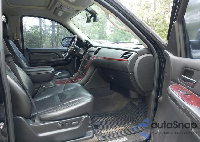 1GYFK63828R206219: 43025008