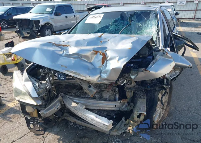 1HGCM66587A088129: 43026294