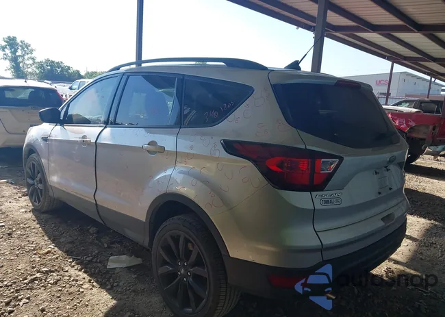 1FMCU0GD0KUA24400: 43026299