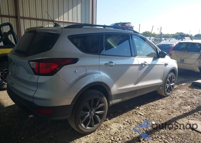 1FMCU0GD0KUA24400: 43026299