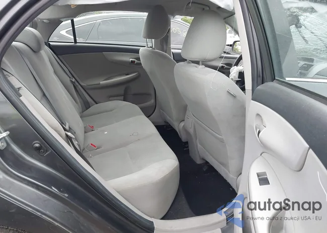 2T1BU4EE2DC127854: 43026330