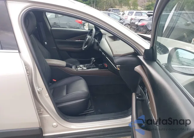 3MVDMBDM5RM630801: 43026390