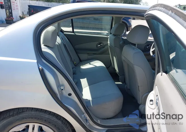 1G1ZS52F14F210750: 43026533