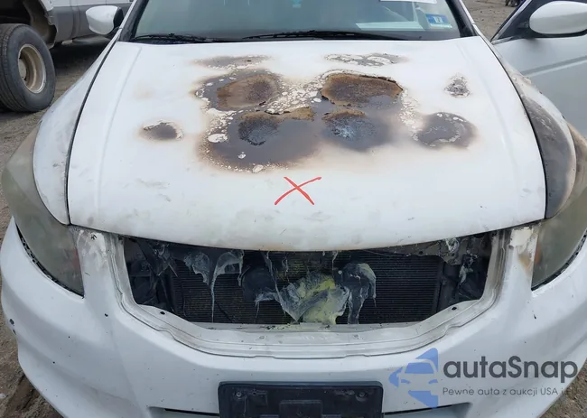 1HGCP2F8XBA086403: 43026592