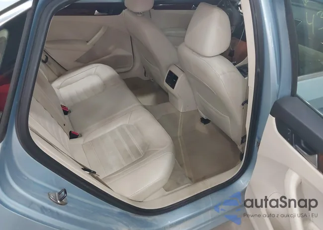 1VWCN7A36DC093835: 43026706