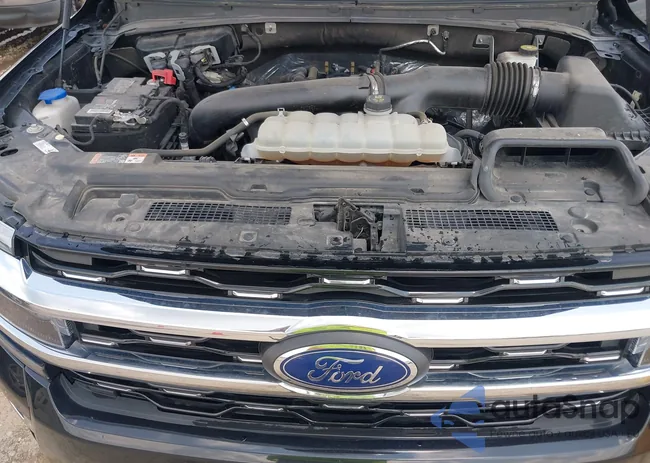 1FMJK2A82PEA40944: 43026718