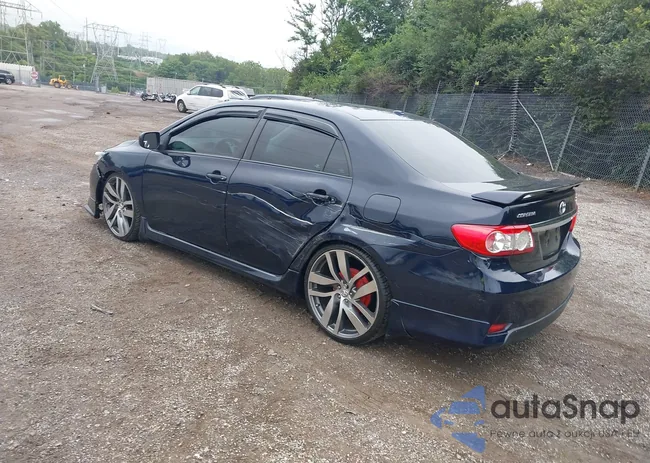 2T1BU4EE8DC003765: 43026778