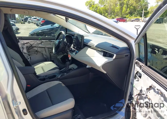 5YFB4MDE8SP247849: 43025891