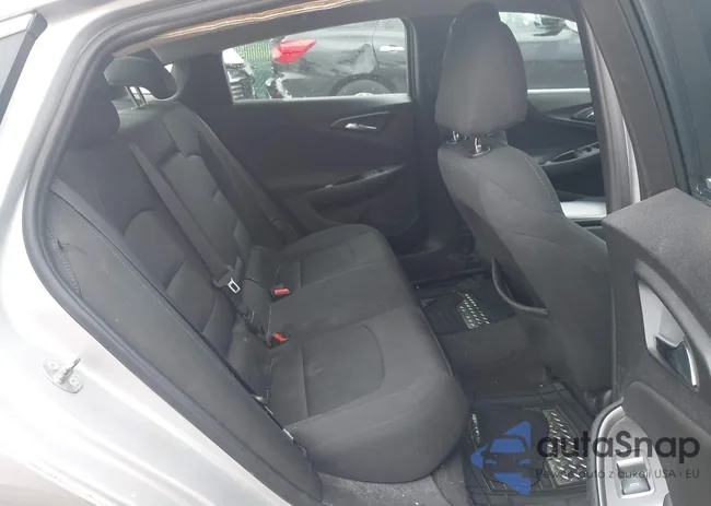 1G1ZB5ST2HF118221: 43025905