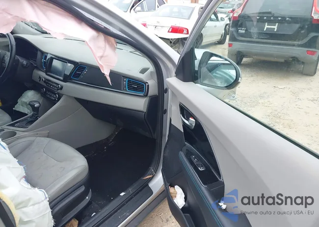 KNDCD3LD9K5236668: 43025907