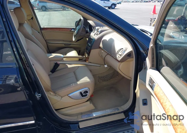 4JGBF71E88A312739: 43025922