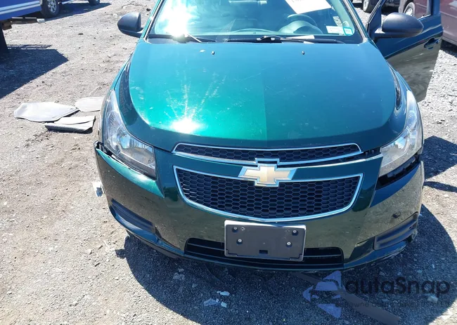 1G1PA5SG9E7227374: 43025934