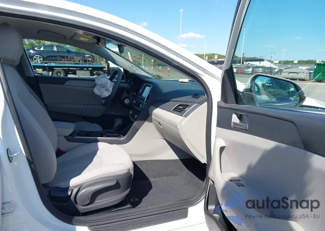 5NPE24AF6JH720014: 43025962