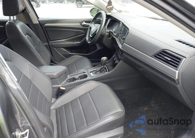 3VWC57BU1MM013976: 43025981