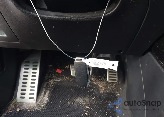 3KPF34AD5ME264869: 43026015