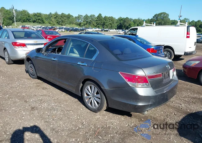 1HGCP3F89BA010757: 43026078