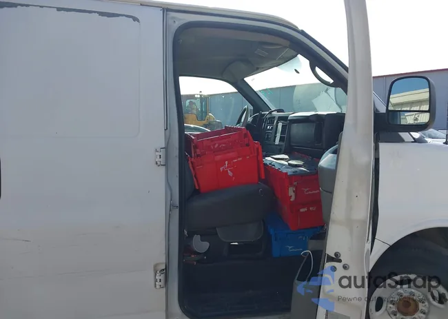 1GCZGFBA2A1129705: 43027360