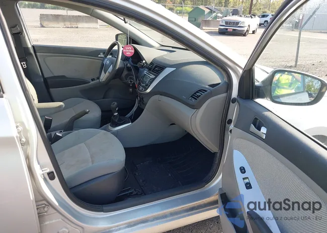 KMHCT4AE3DU278990: 43027494