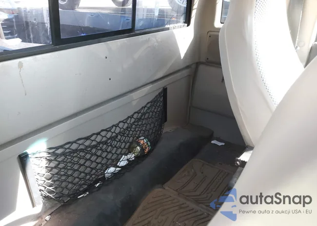 1FTYR15E04TA16223: 43027513