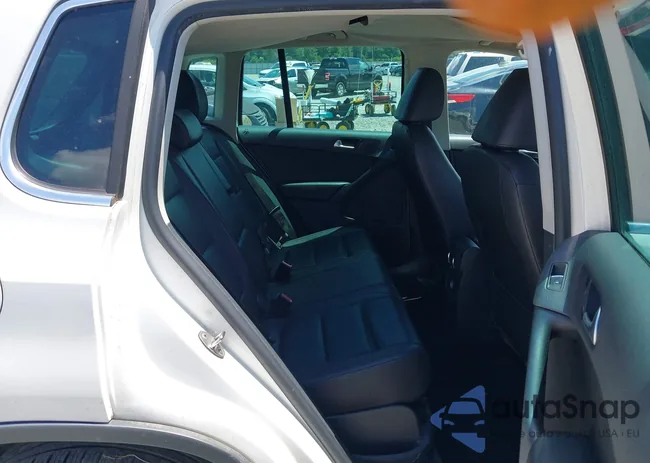 WVGAV3AXXDW572100: 43027712