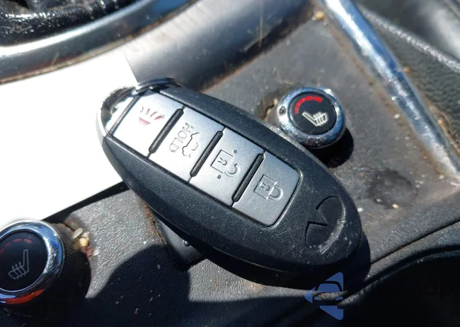 JN1DV6AR3CM860915: 43027748