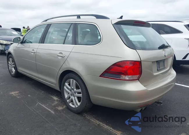 3VWPL7AJ2DM624923: 43027061