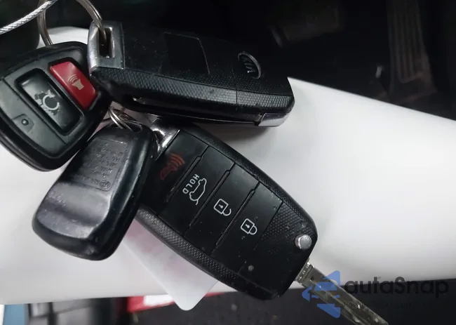 5XYKTCA6XFG601455: 43027090