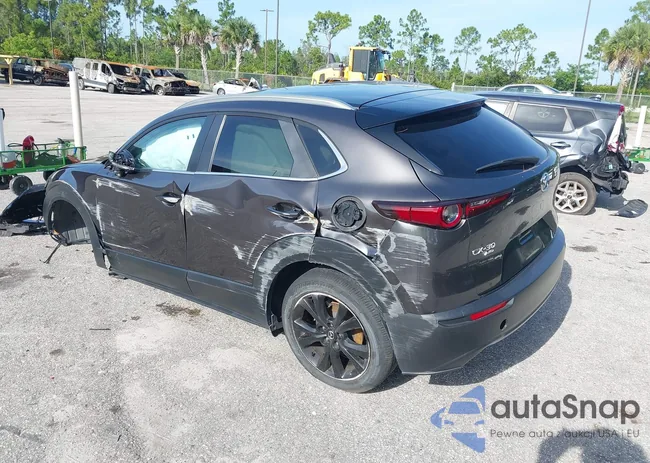 3MVDMBAY6MM310564: 43027199