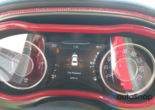 2C3CDZAG8GH202208: 43027208