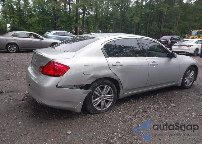 JN1CV6AR9DM752585: 43027262