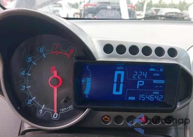 1G1JC5SB3E4240188: 43028298