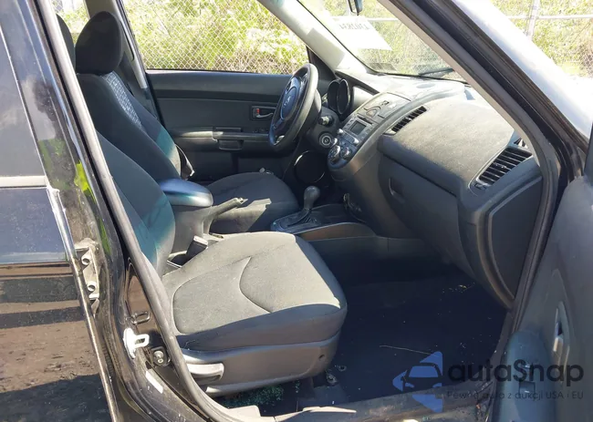 KNDJT2A27B7345575: 43028341