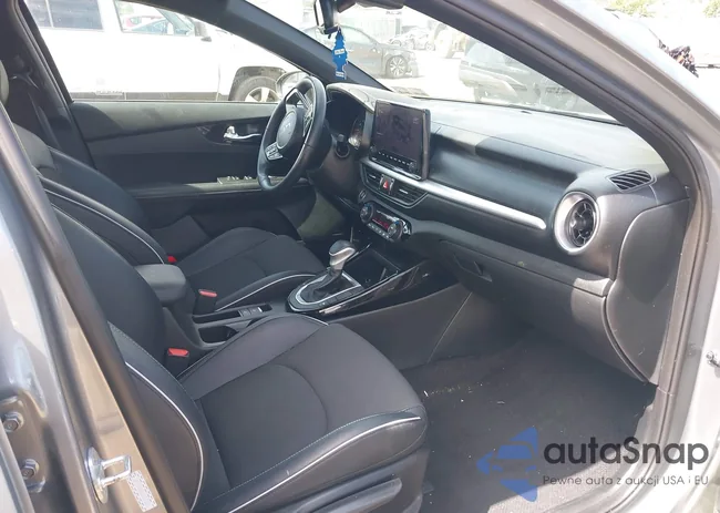 3KPF54AD6NE503261: 43028448