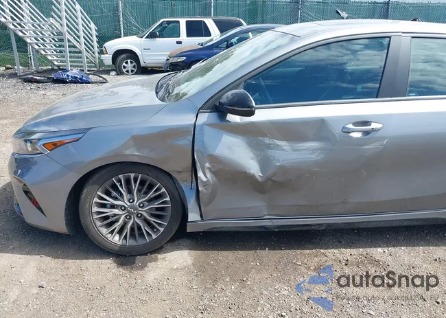 3KPF54AD6NE503261: 43028448